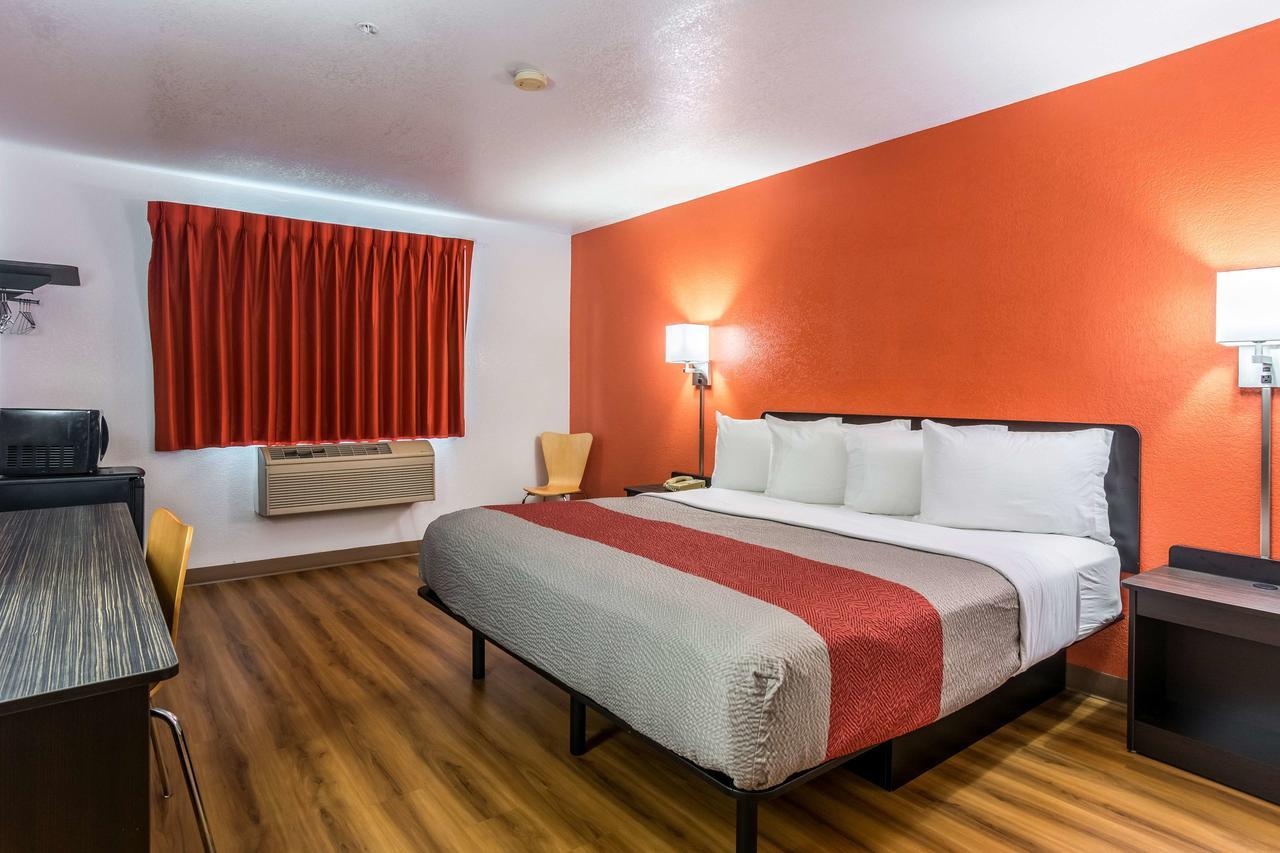 Motel 6-Barkeyville, Pa Екстериор снимка